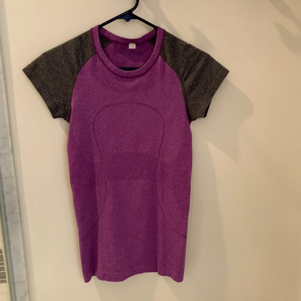 Swiftly Tech Short Sleeve Size 4